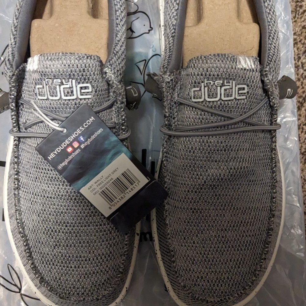 Hey dudes with tags size 10